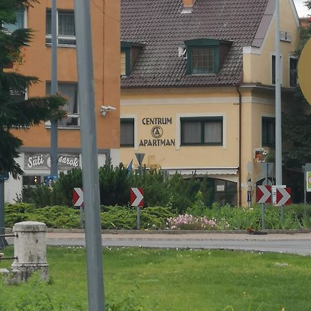 Centrum Luxus Apartman Makó Exteriör bild