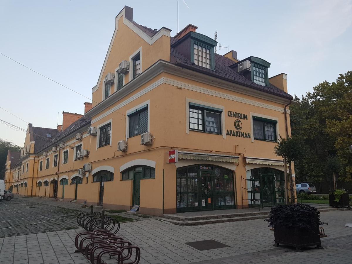 Centrum Luxus Apartman Makó Exteriör bild