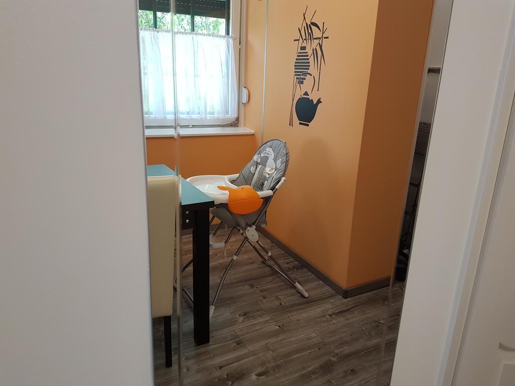 Centrum Luxus Apartman Makó Exteriör bild